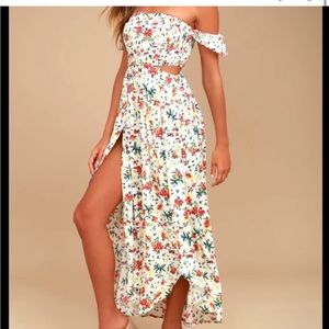NWT LULU’s LUSH brand midi floral dress